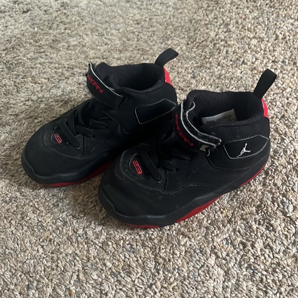 Baby Jordan’s - Picture 2 of 4